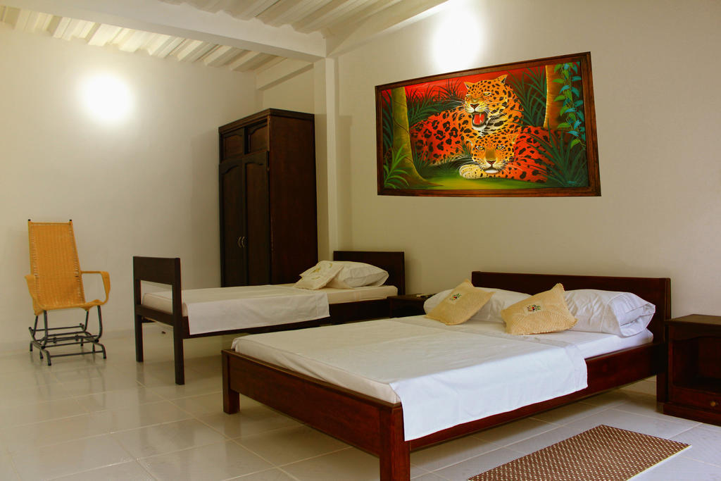 Casa Hotel Maune Летисия Стая снимка