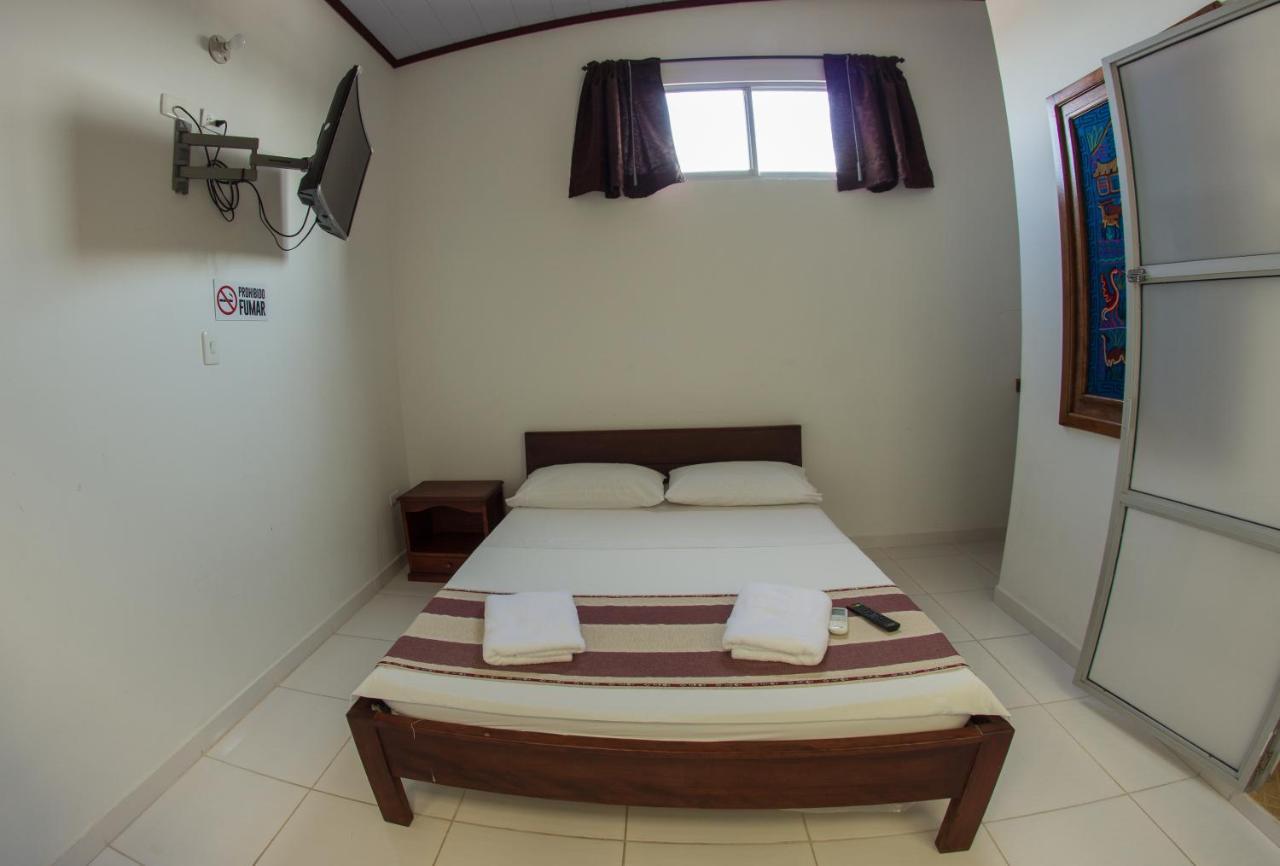 Casa Hotel Maune Летисия Екстериор снимка