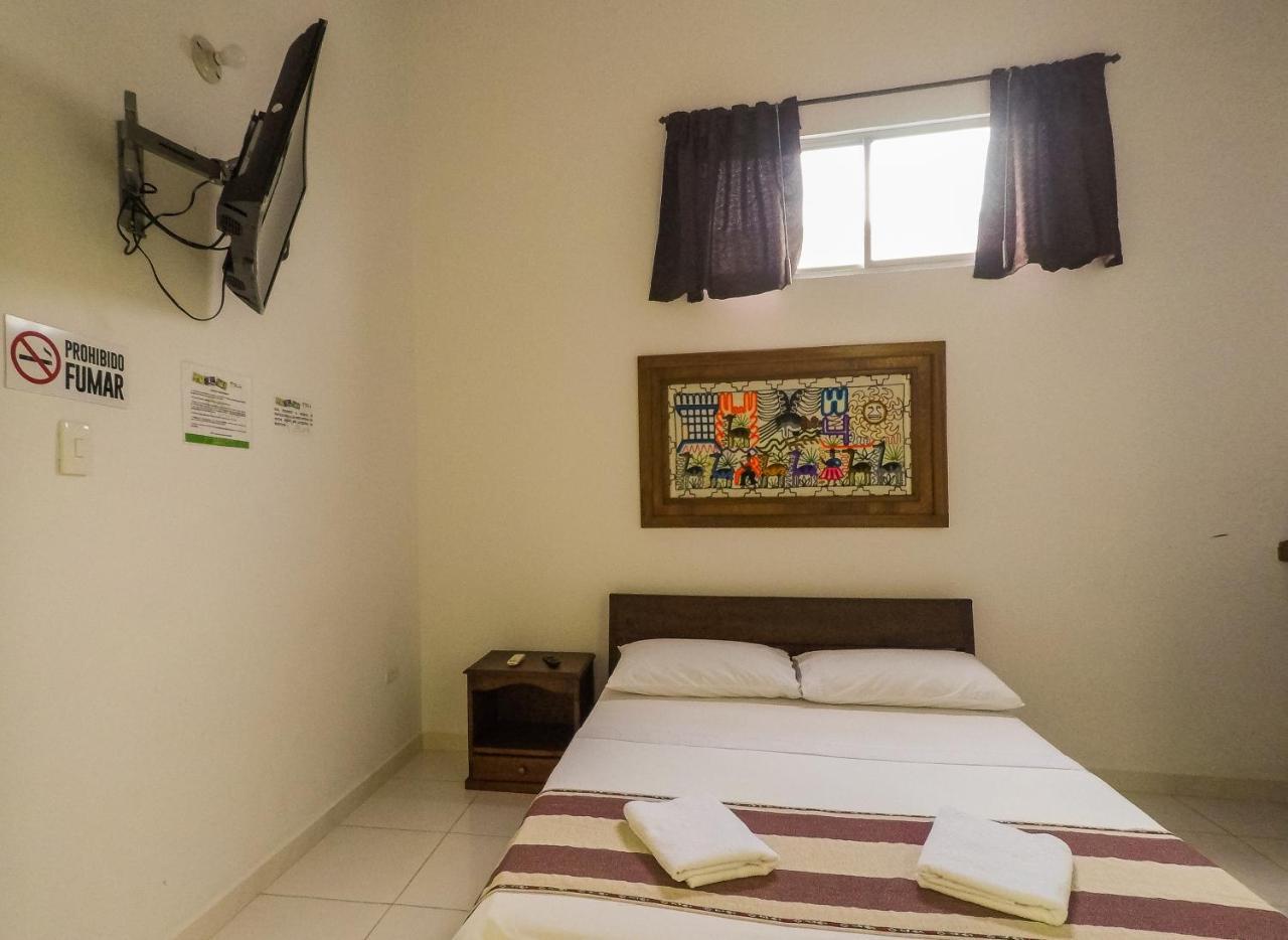Casa Hotel Maune Летисия Екстериор снимка