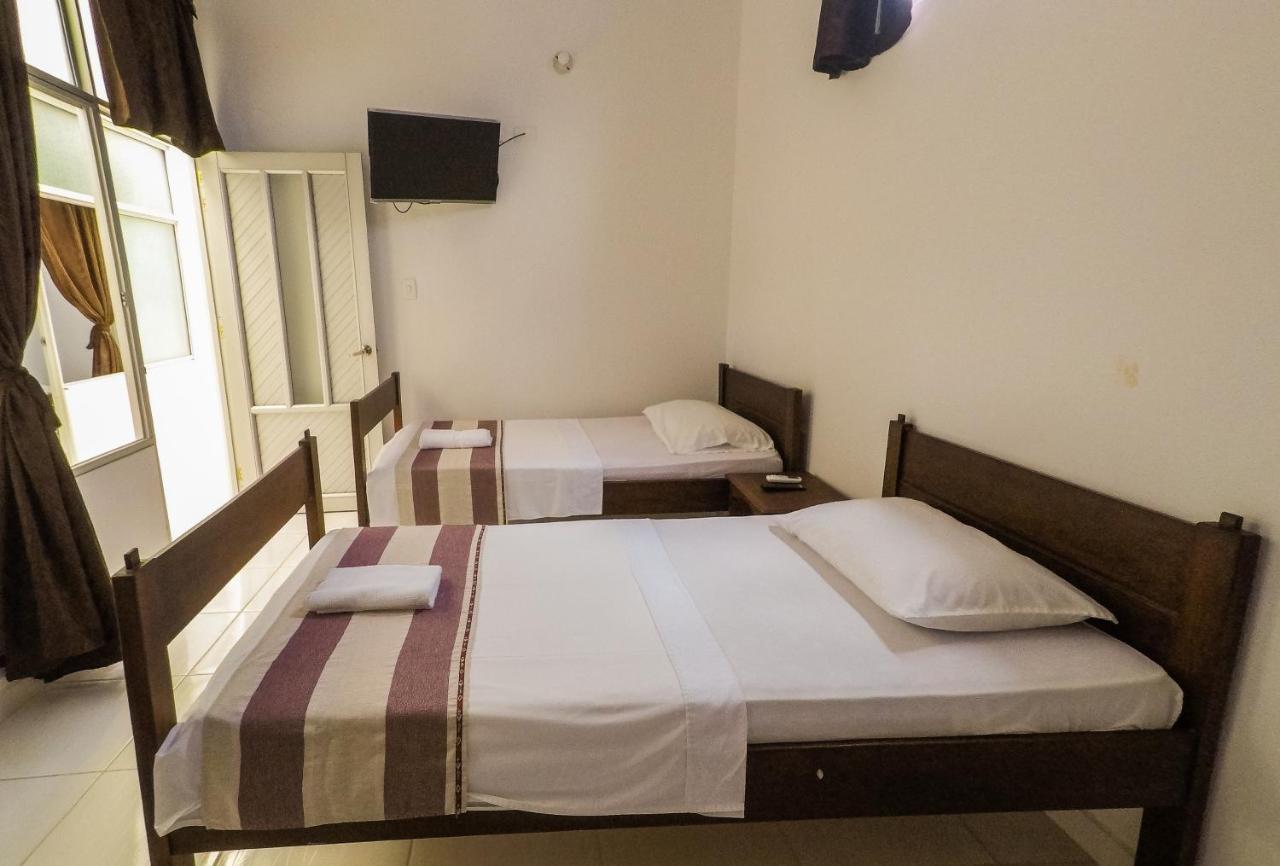 Casa Hotel Maune Летисия Екстериор снимка